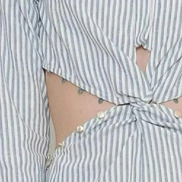 So Chic Striped Jumpsuit - Picture 3 of 3